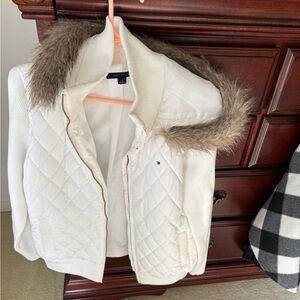 Tommy Hilfiger Women's White Quilted Vest with Faux Fur Collar